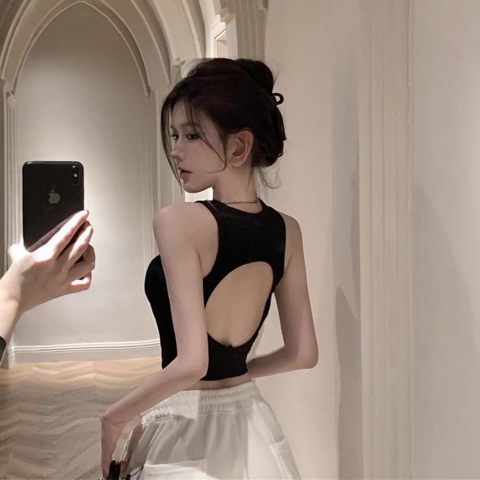 Pure Desire Sweet Spicy Hollow out Vest Women's Fashion Summer Sleeveless Black Inner Sexy Short Outerwear Top