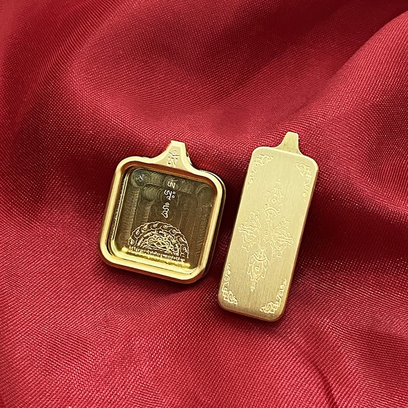 Tibetan Style Titanium Steel Thangka Box Shell Gau Box Single-Sided Stainless Steel Pendant Golden Square Color Retention Factory Direct Supply