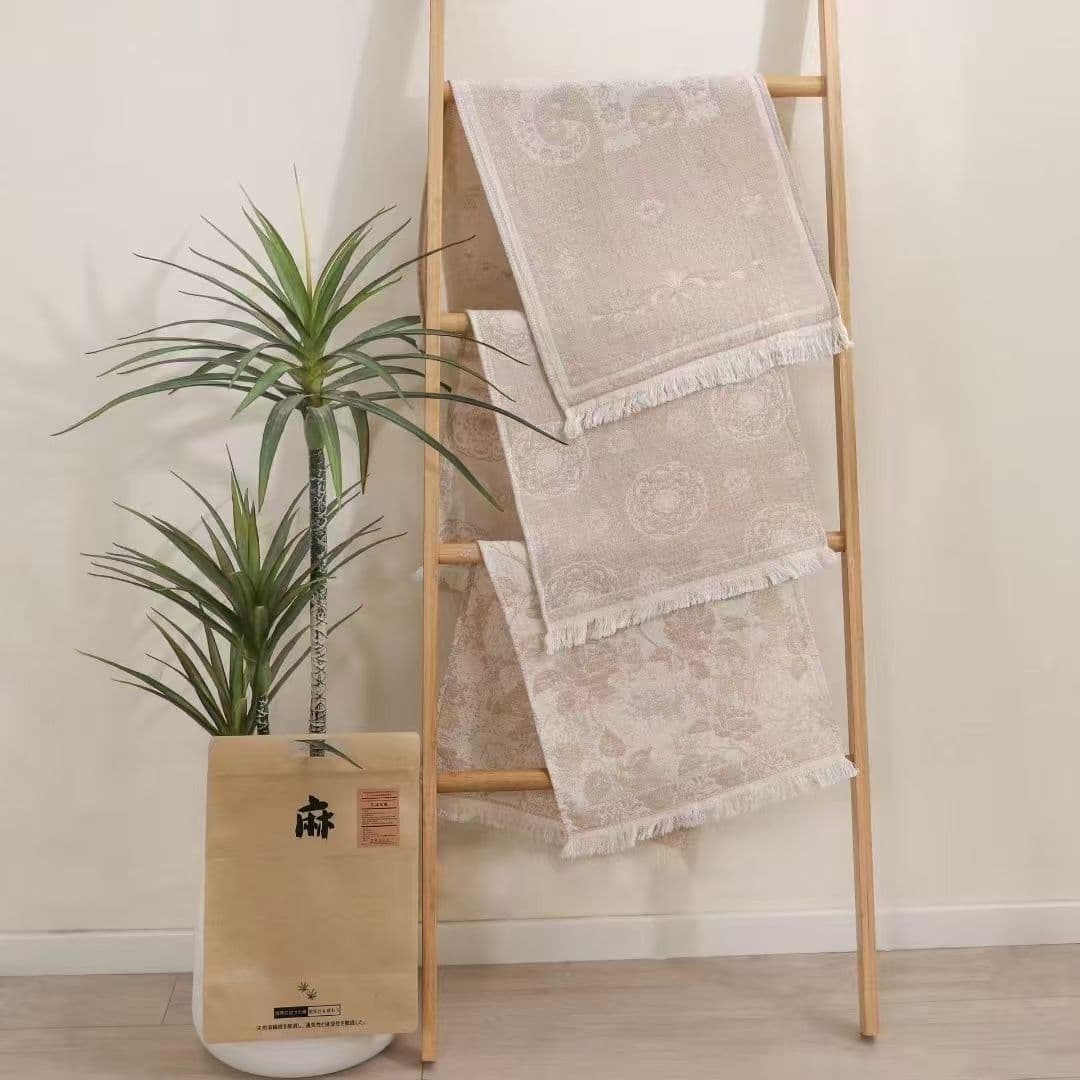 Luxury hemp 34*74 towels, soft and absorbent for bathing, gift set of three, suitable for family and dormitory daily use.