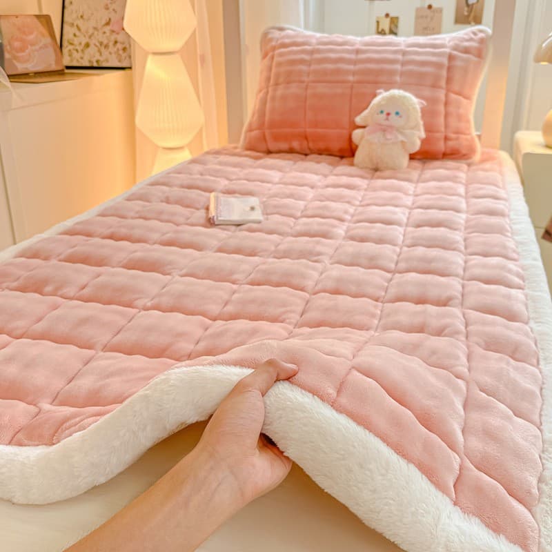 2025 New Style A-Class Bubble Bunny Plush Mattress, Student Dormitory Bed Mattress Topper, Home Soft Cushion - Available for Live Streaming