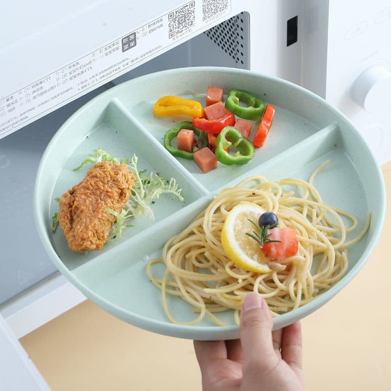 Plastic Divided Dinner Plate for Weight Loss and Fat Reduction Special Meal Plate with Straw Cutlery Breakfast Plate Separated Plate