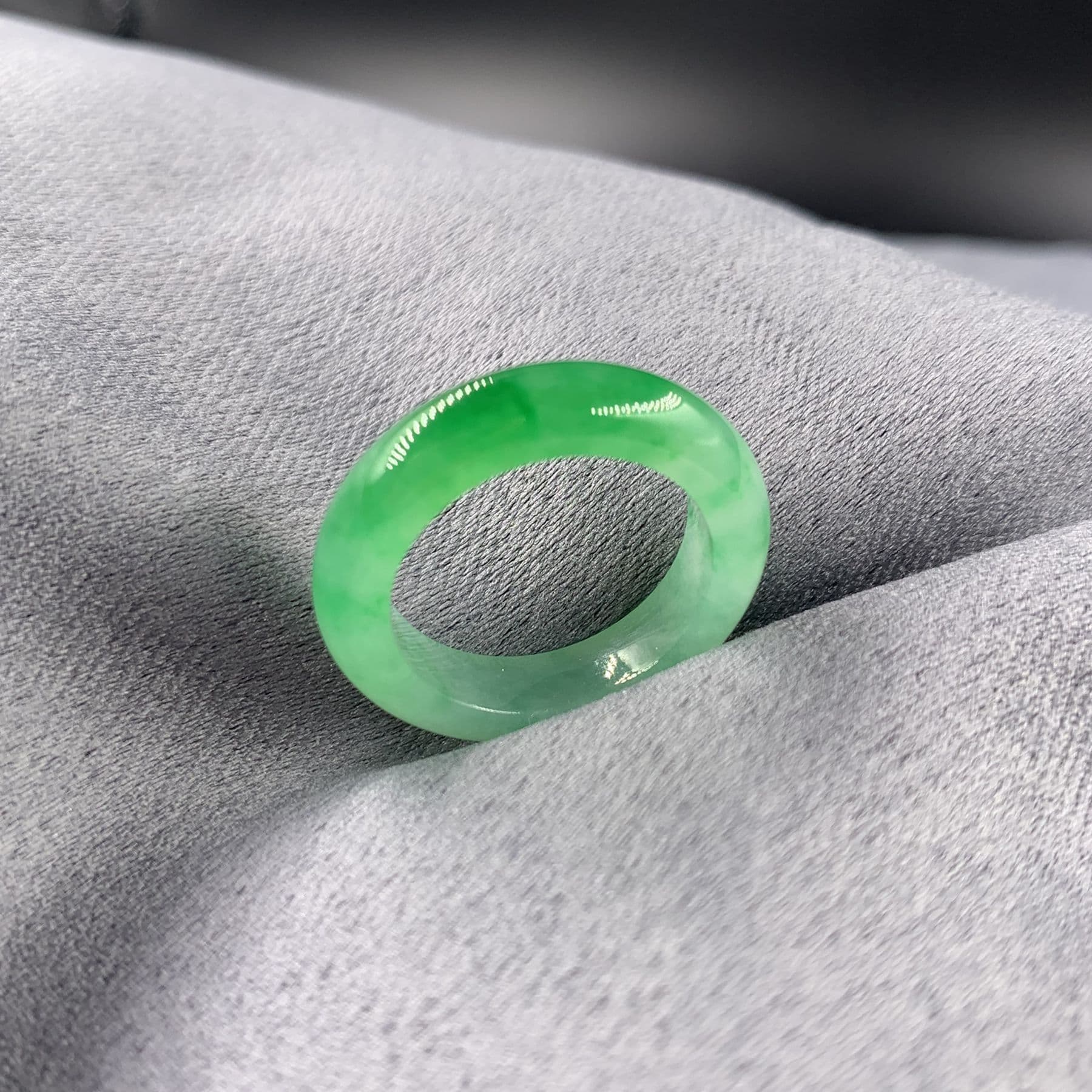 Ice Yang Green Jadeite Ring Band High Ice Species Ring for Men and Women Black Chicken Glass Species Couple Rings