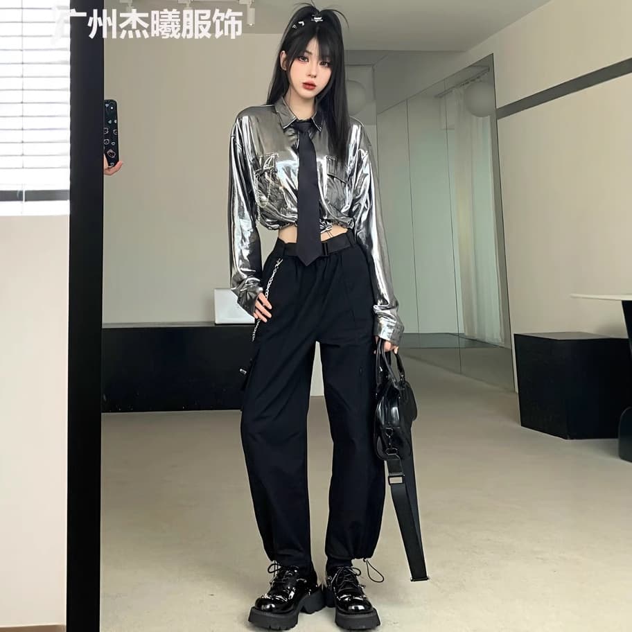 Real photos, in stock ~ Autumn style niche silver long-sleeved fitted shirt jacket + sexy slimming cargo pants set for women