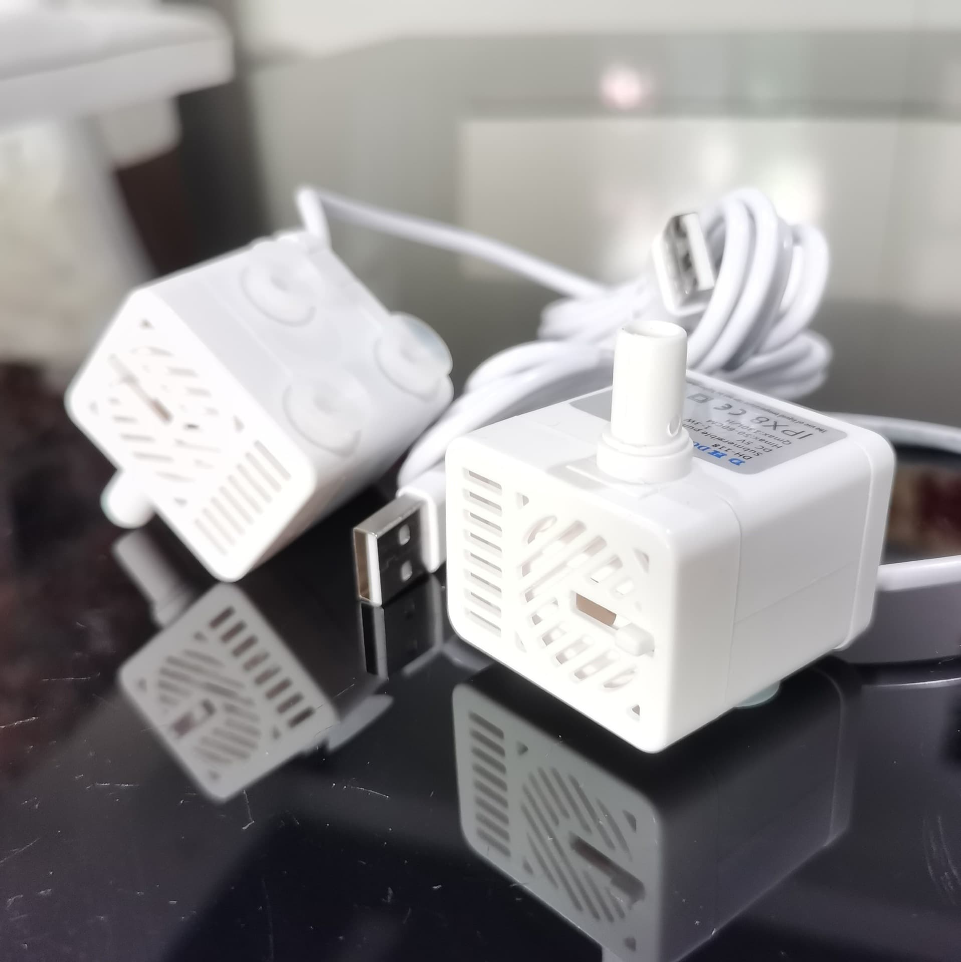 Pet Water Fountain Pump USB Pump DC5V Silent Micro Brushless DC Water Pump Fish Tank White Submersible Pump