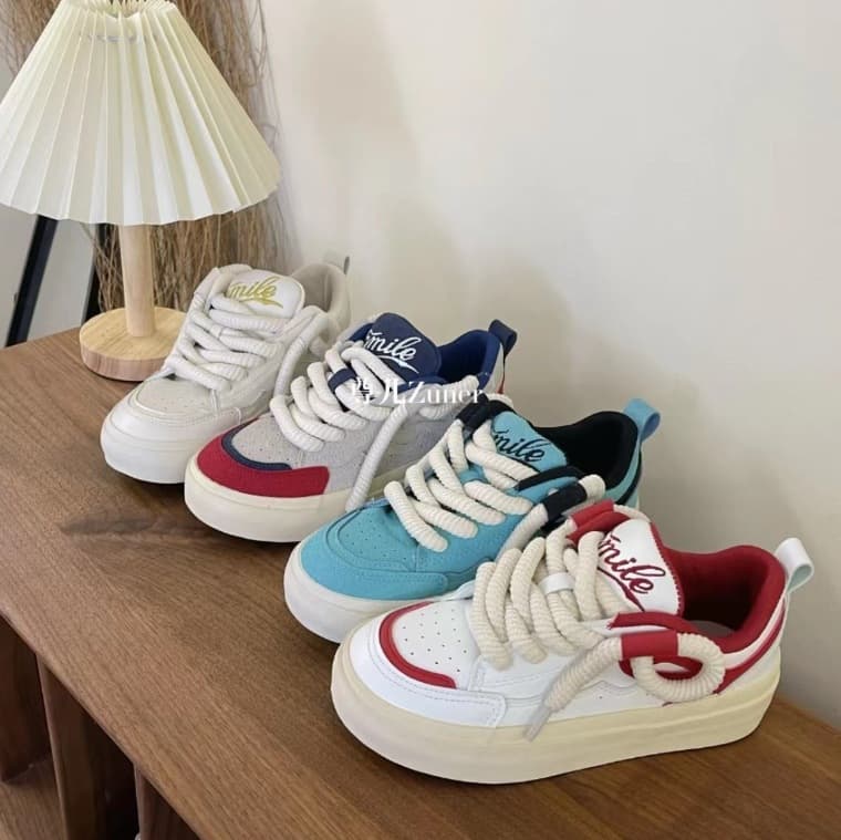 3015 Youthful Trendy Bright Color Fashion Versatile White Sneakers Bread Shoes Comfortable High Appearance Low-Top Board Shoes for Women