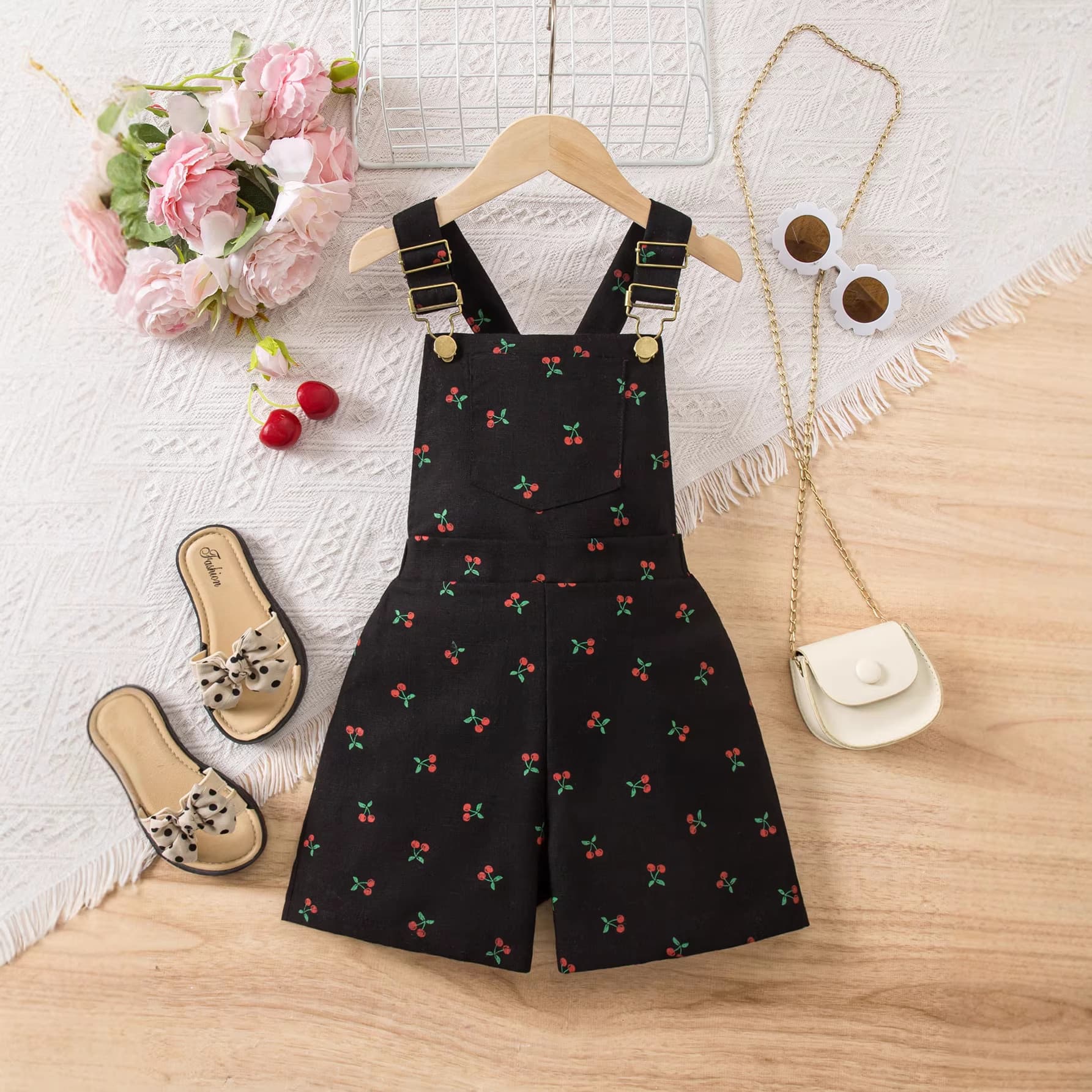 Cross-border foreign trade summer girls black suspenders cherry pattern girls straight jumpsuit adjustable suspenders