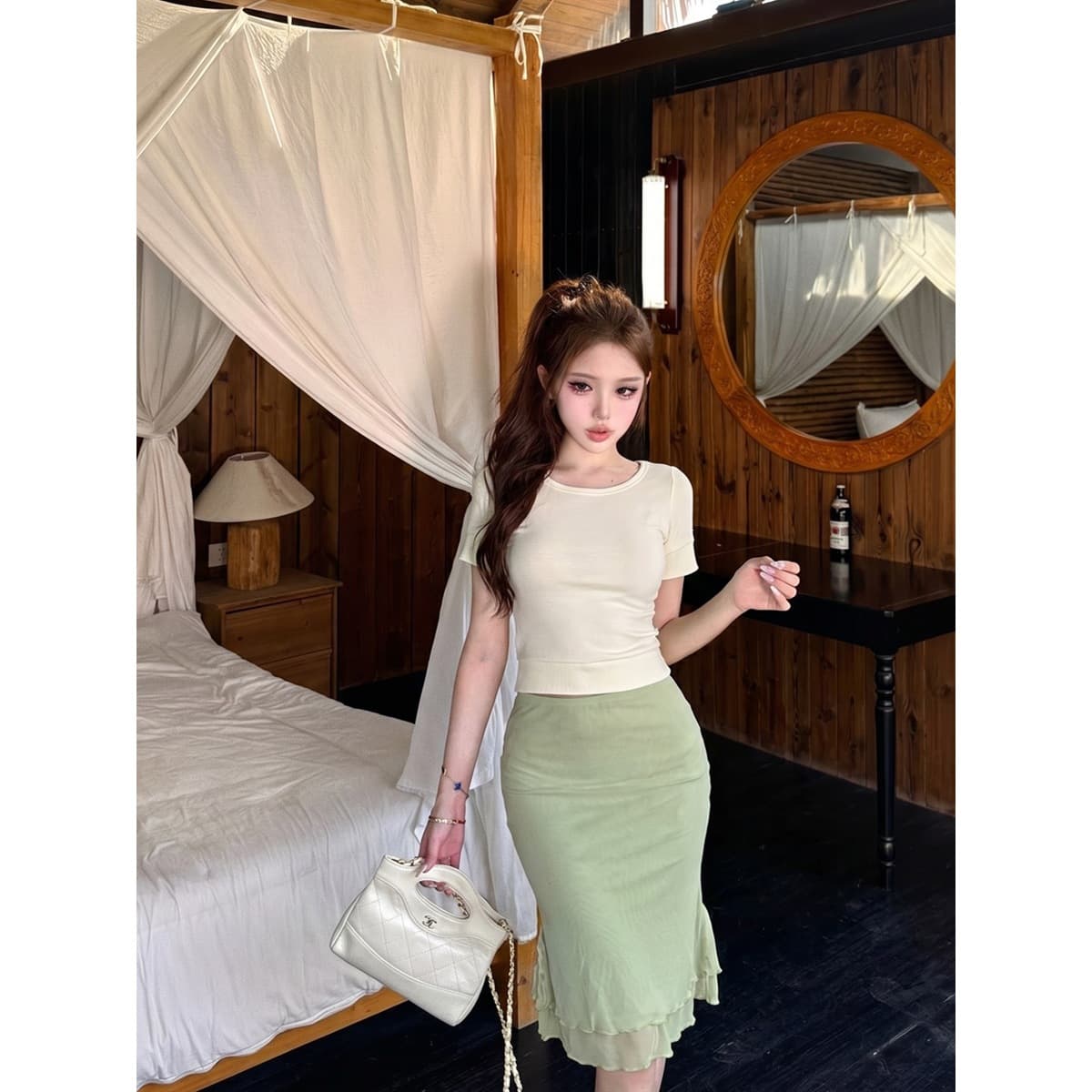 Summer round neck short all-match shirt + mid-waist double-layer mesh hip-covering fishtail skirt skirt suit for women