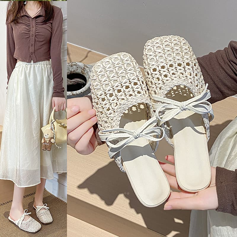 French style one-legged flat-bottomed toe-cap slippers for women 2026 summer hollow super hot woven lazy beautiful slippers