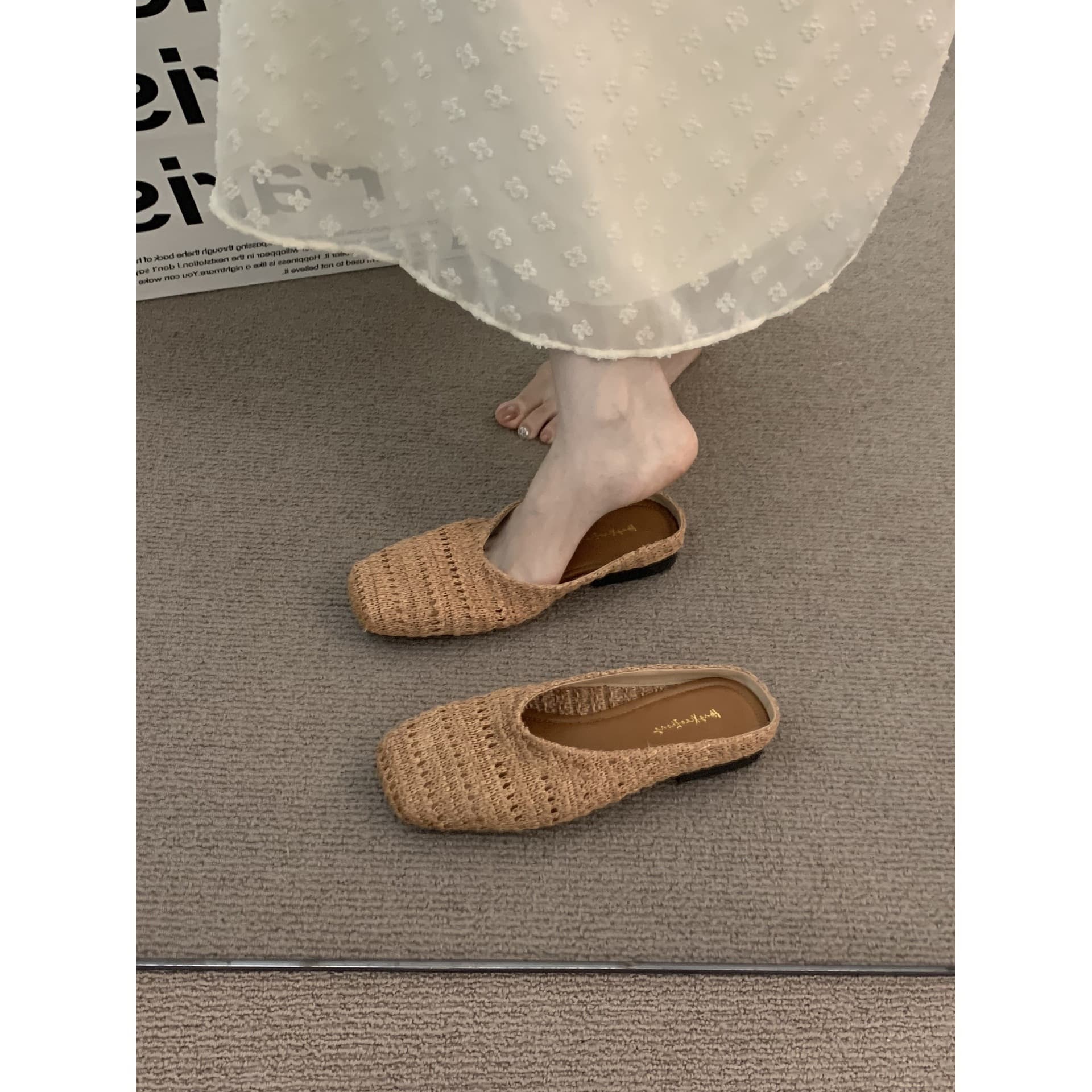 French Vacation Woven Half Slippers for Women, Spring/Summer 2026, Pair with Dresses, Evening Breeze Style, Enclosed Toe Birkenstock Shoes