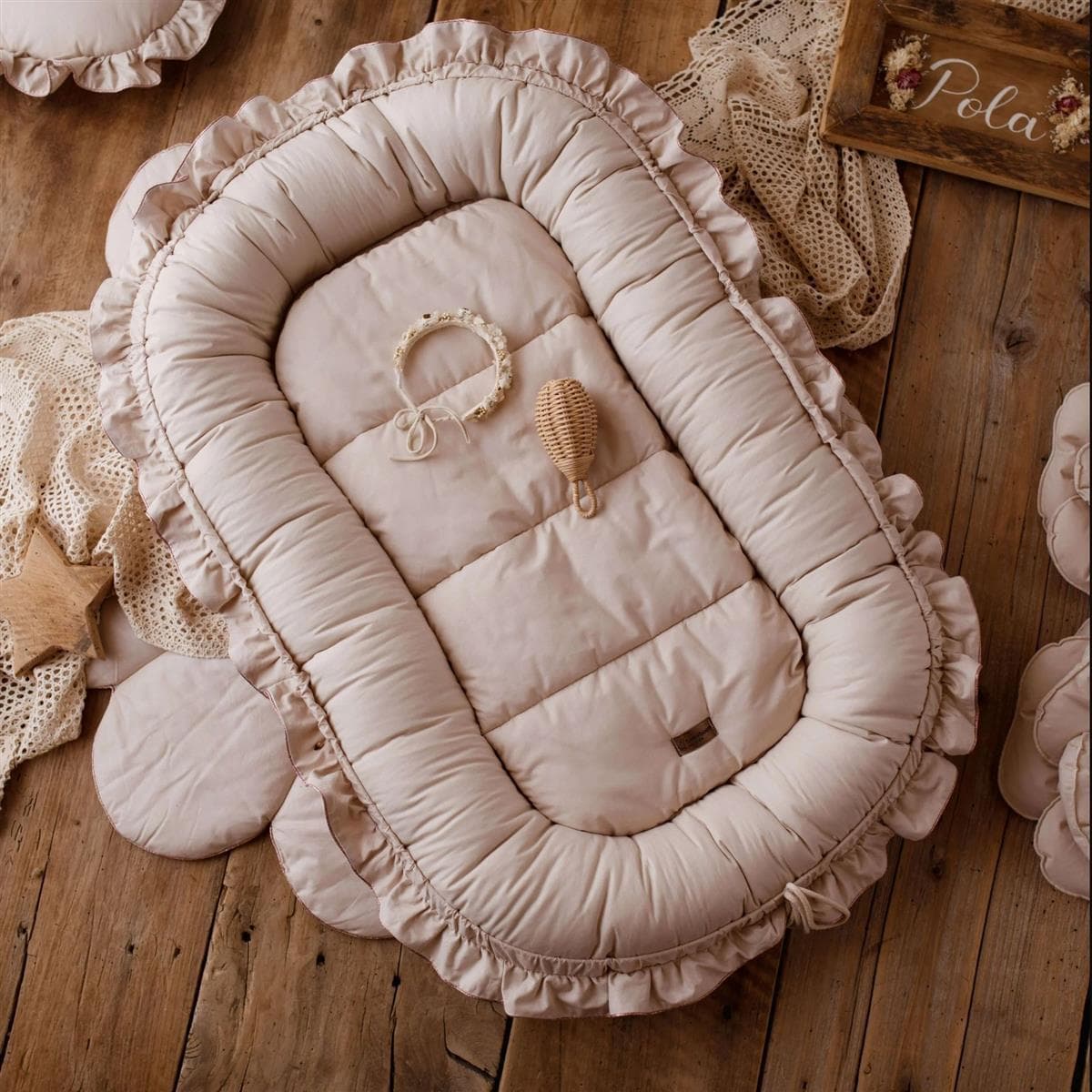 Korean-style lace cotton crib for babies, anti-startle newborns, bionic crib, portable.