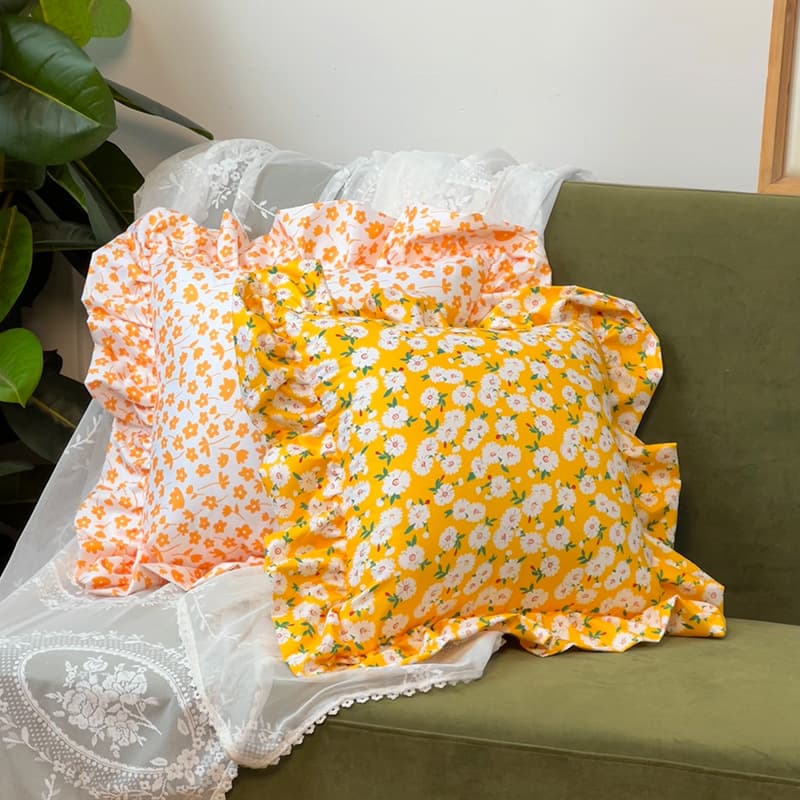 Ins-Style Throw Pillow for Living Room Decoration, Pastoral Small Floral Pillow, Pillowcase with Ruffles, Sofa Cushion, Lumbar Cushion for Bed