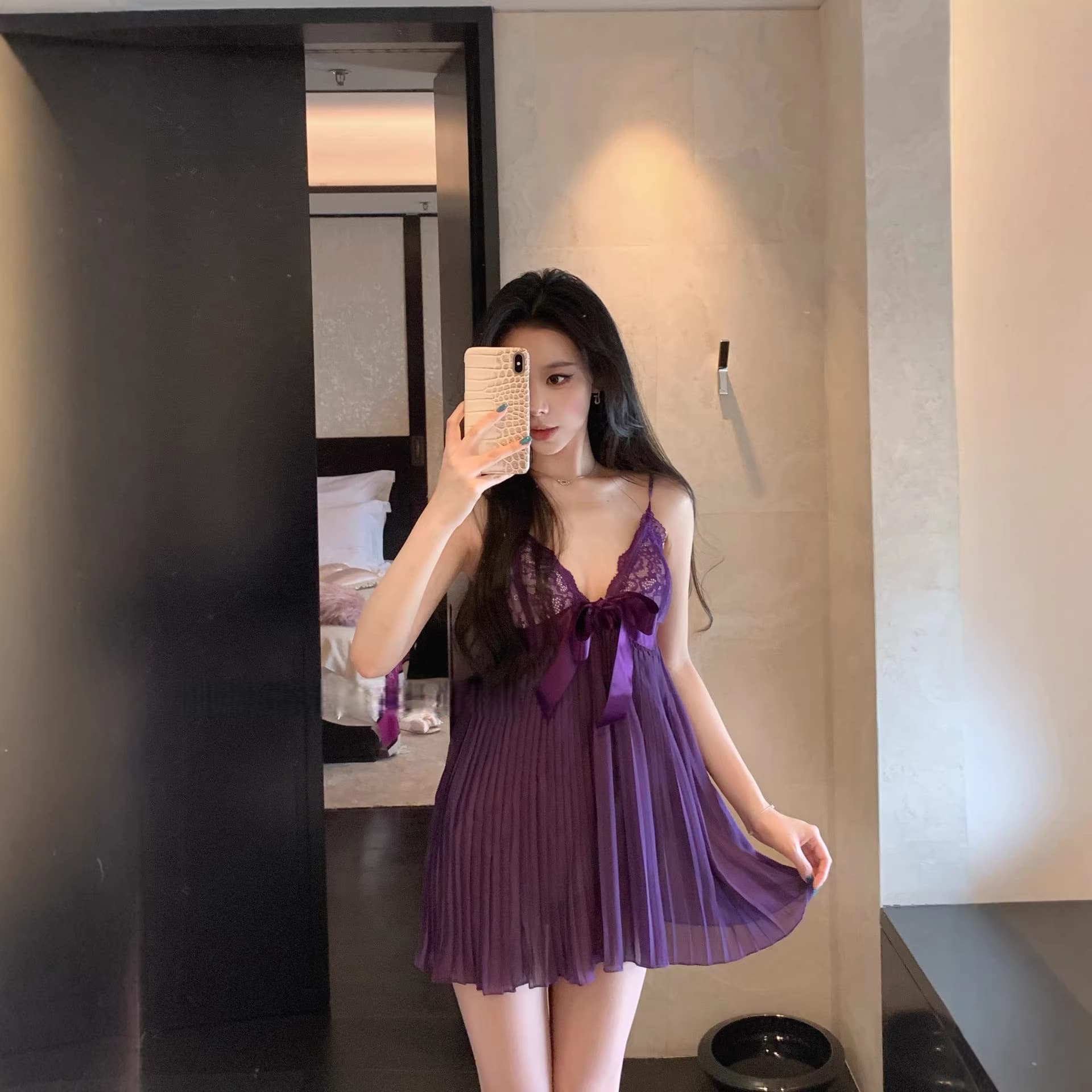 Yeyouqu nightgown sexy temptation ice silk summer 2026 new style pure lust style pajamas lace high-end pajamas new