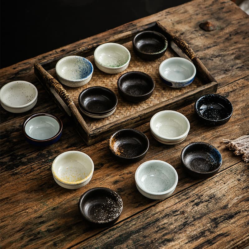 Japanese Ceramic Small Round Dish, Creative Soy Sauce Dish for Home, Restaurant Sushi Dipping Vinegar Dish, Round Seasoning Plate