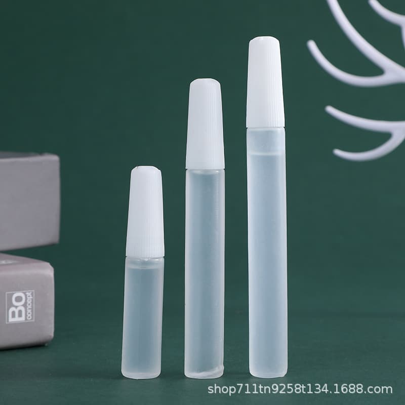 Factory Direct Mini Small Bottle Alcohol Glue, Children's Handmade Model Glue, Dormitory Home Glue, Suitable for Cloth and Glass