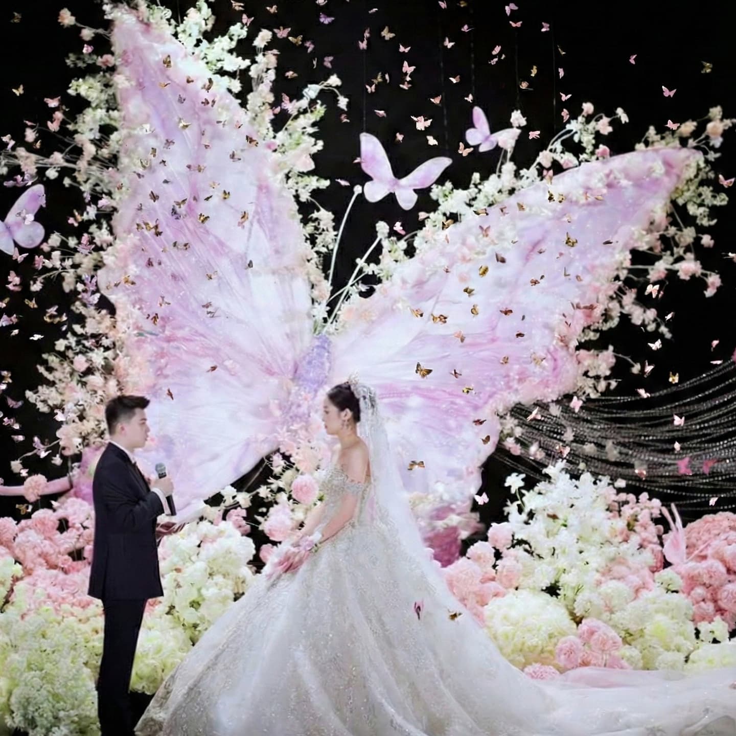 In Stock Fast Shipping Butterfly Wedding Confetti Cannon Hand-Twist Party Popper for Adult Birthday Party Photo Props