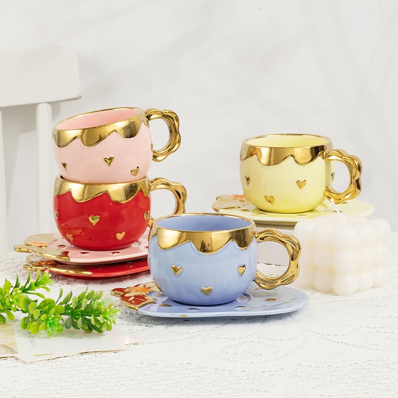 Trendy Light Luxury Strawberry Ceramic Coffee Cup Home High-Aesthetic Ceramic Cup Creative Mug Large Capacity Coffee Cup
