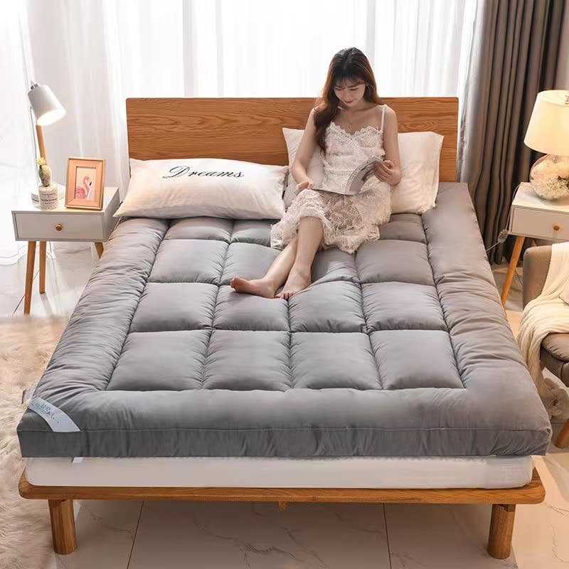 Thickened Mattress Topper with 3D Feather-Fiber Fill, Single/Double Dorm Soft Pad, Lamb Fleece Pad, Wholesale Export Mattress Pad
