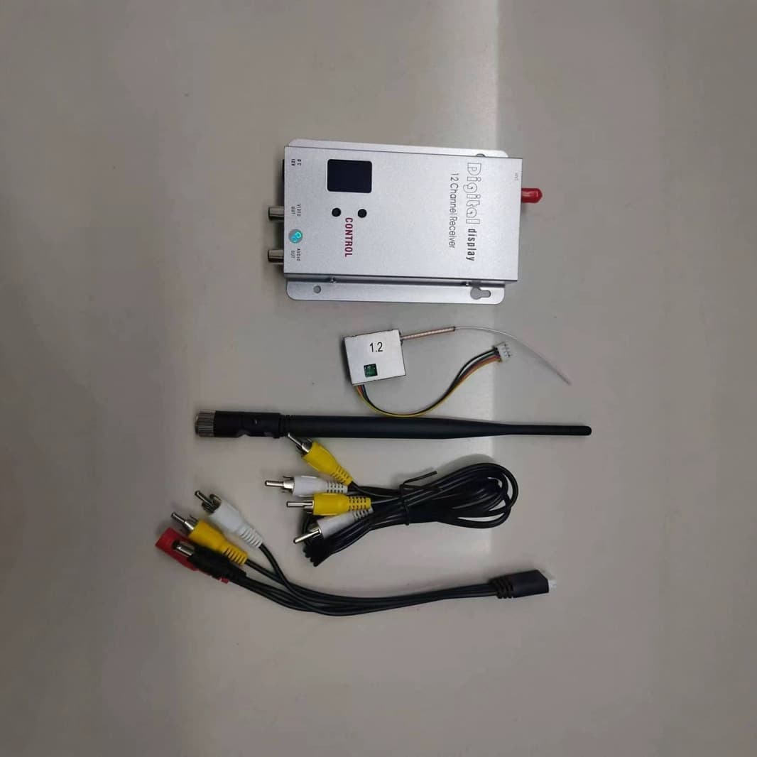 Wireless 1.2G 200mW Transmitter 1.2G Receiver Drone Flying Machine Aerial Photography Model Wireless FPV Image Transmission