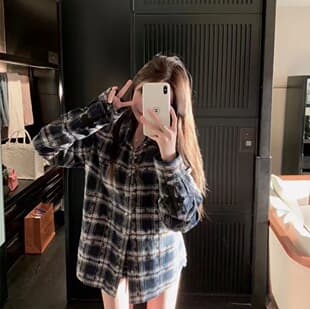 2025 Vintage Plaid Long-Sleeve Shirt for Women, Loose-Fitting Casual Blouse, Designer Sense Niche Top, Checkered Shirt