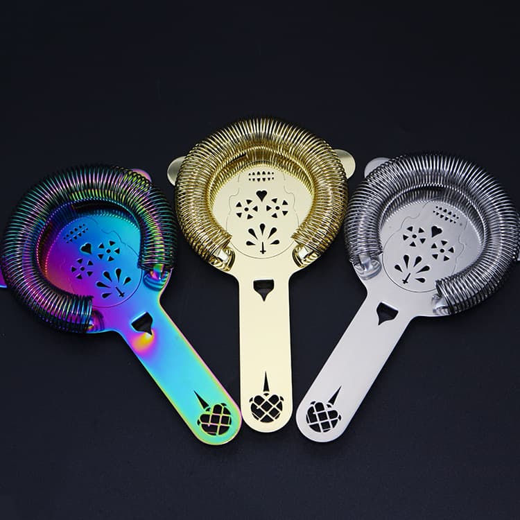 Yangjiang Factory Japanese-style Plum Blossom Hawthorne Type Square Strainer with Ice Filter for Creative Beverage and Cocktail Making