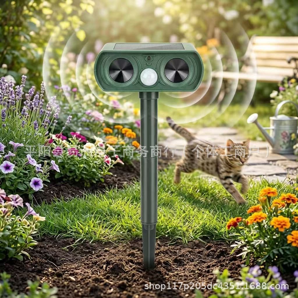 Solar-Powered Ultrasonic Animal Repeller for Outdoor Use - Deters Rats, Cats, Dogs, and Birds