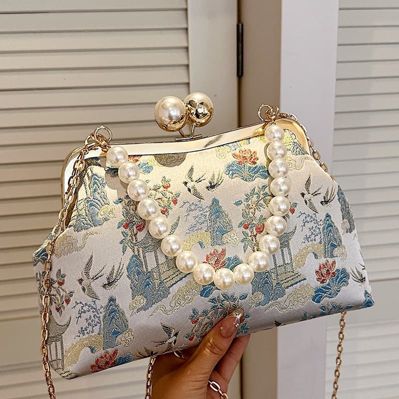 New Chinese style shell bag 2026 summer new handbag national style beaded shoulder bag temperament chain crossbody bag for women