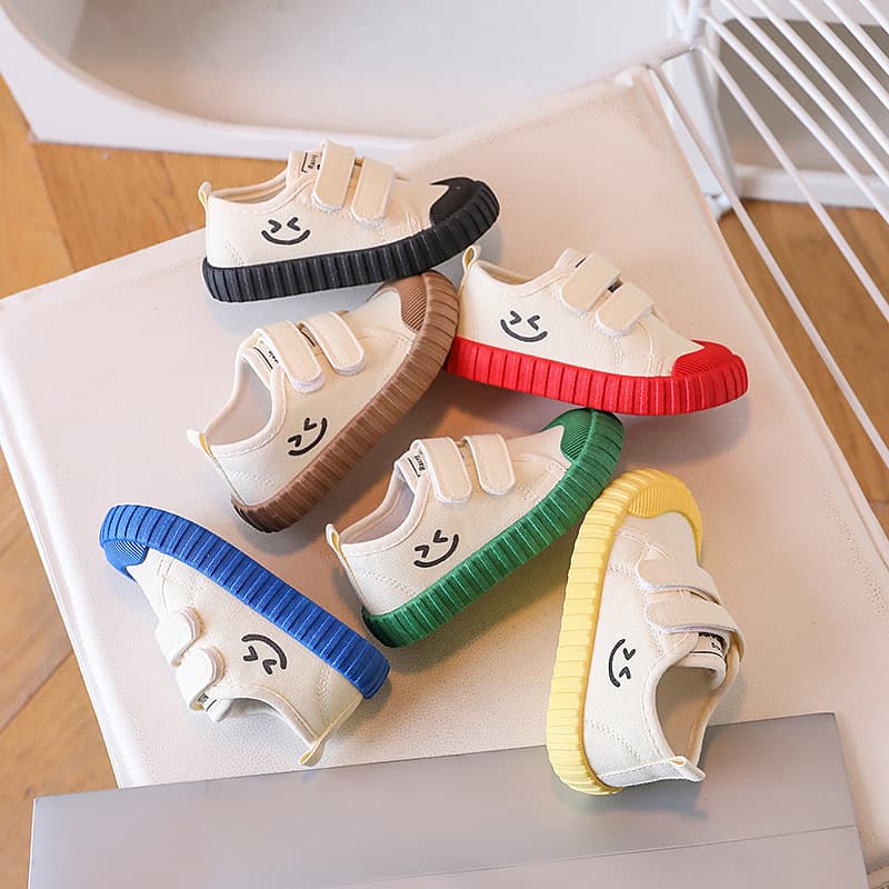 Children's canvas shoes, spring 2025, smiley face casual shoes, candy colors, boys' and girls' canvas shoes, kindergarten indoor shoes