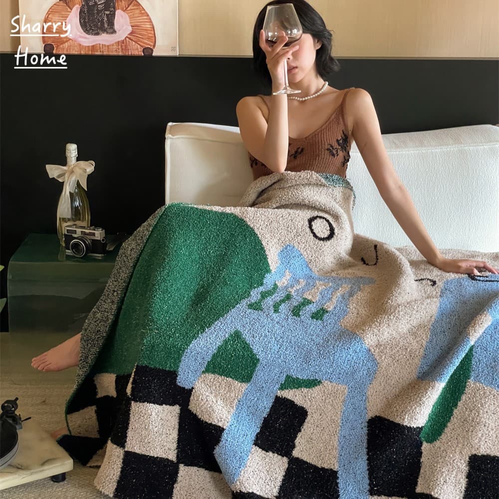 New A-Class European and American Retro Style Blanket, Thickened Warm Plush Half-Sided Shawl for Office Sofa Cover