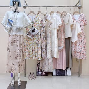 Brand clearance stock, first-hand sourcing for women's clothing, final batch clearance, cut-label items, off-counter stock, unique pieces, factory surplus orders.