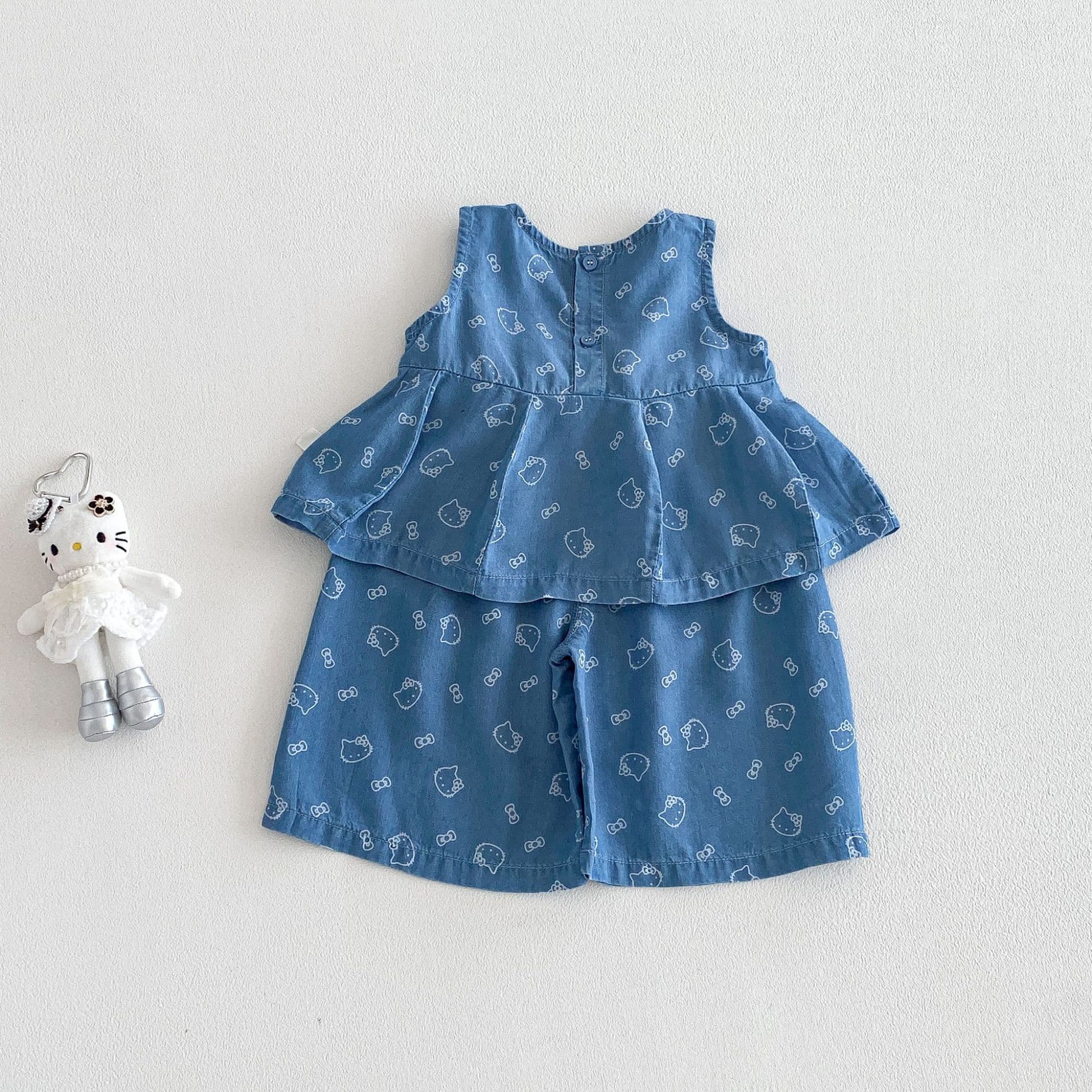 Girls Cartoon Set 2026 New Summer Baby Fashion Full-Print Cat Doll Top and Straight-Leg Pants Two-Piece Set