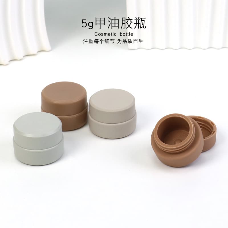 Manicure packaging material 3g Japanese style brushed nail polish bottle PP light-proof gel nail polish packaging box cream sample bottle jar