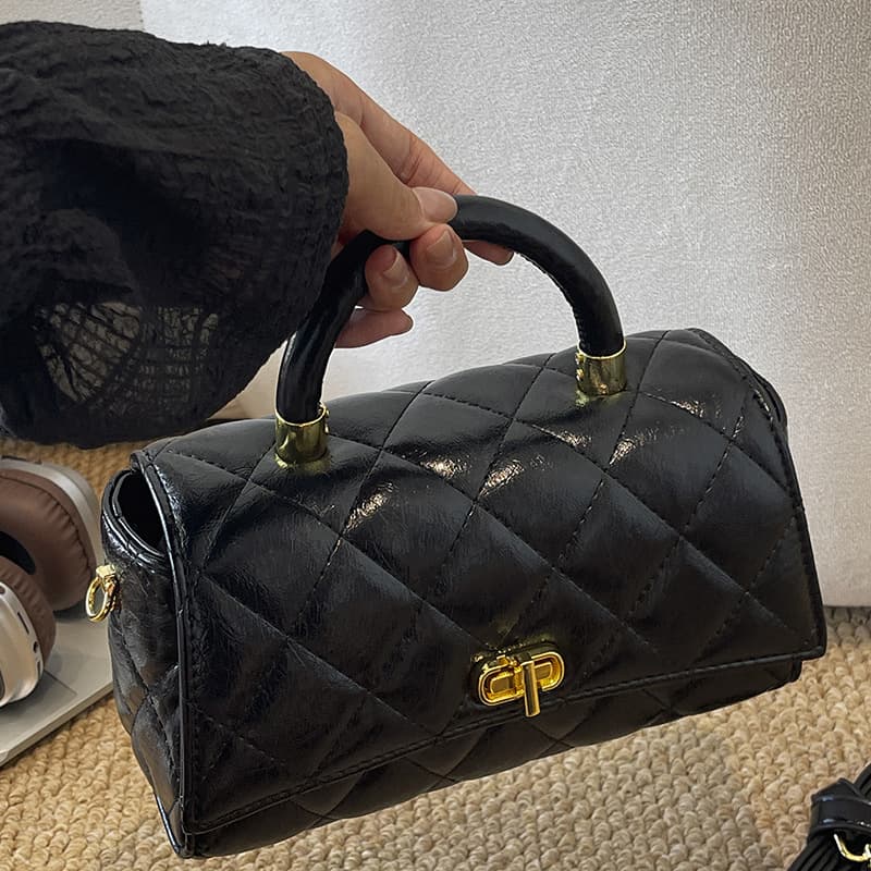 Shuaimijia 2026 Fall Stylish Fashion Trendy Handbag Minimalist Diamond Quilted Chain Shoulder Crossbody Bag Women's Bag