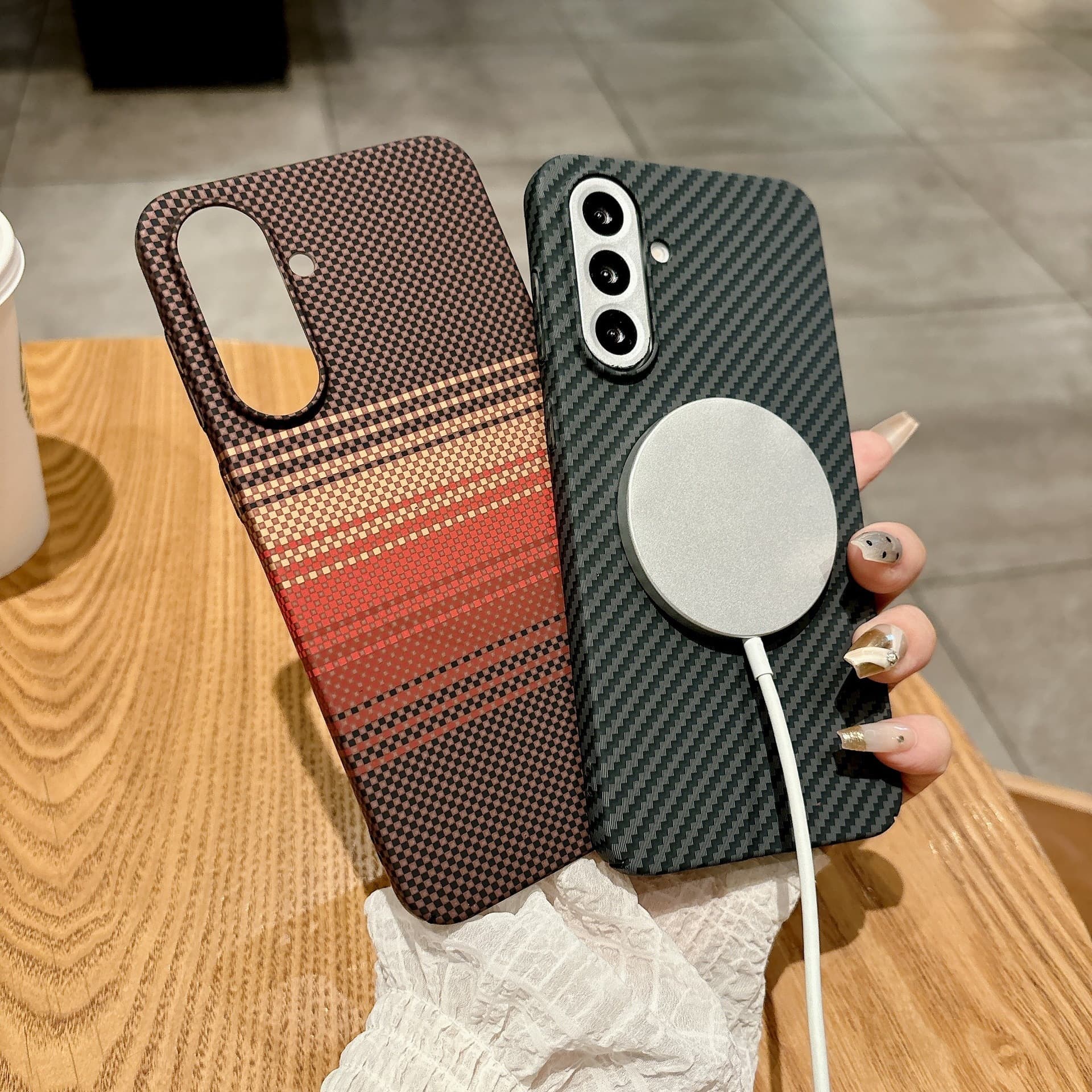 Trendy Carbon Fiber Texture Skin-Feel Magnetic Phone Case for Samsung A56, Samsung A55 Minimalist Fashion Anti-Slip Shockproof
