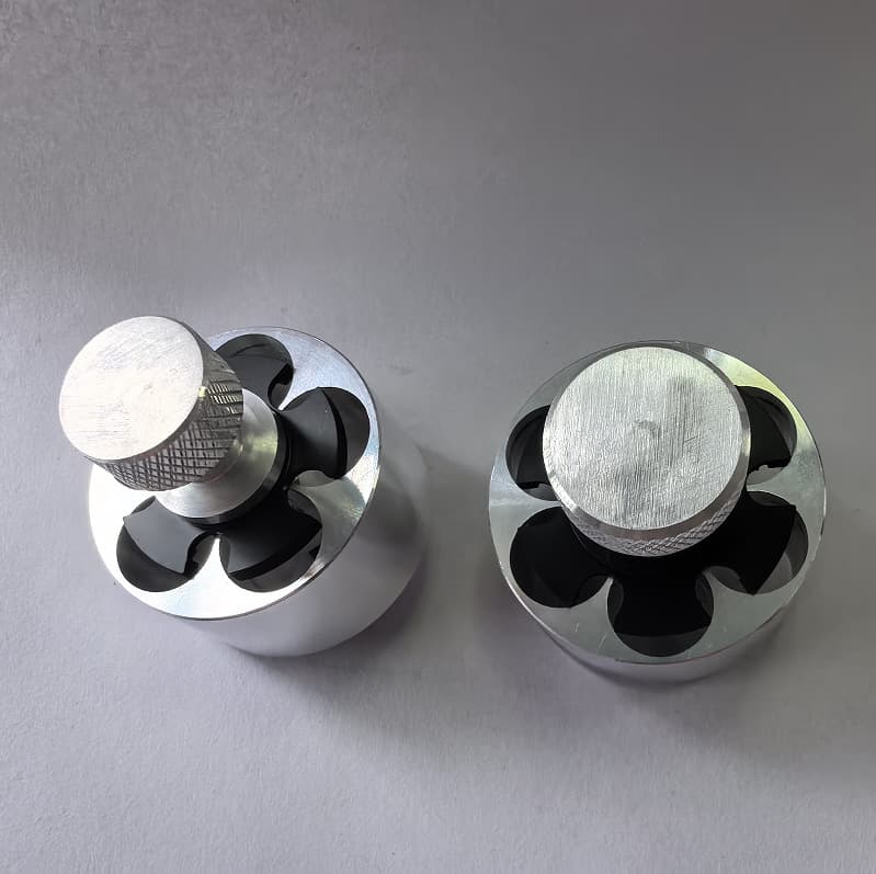 Amazon Hot Selling Universal Alloy Revolver Speed Loader Five-Hole Six-Hole Quick Loader .38 Rotating
