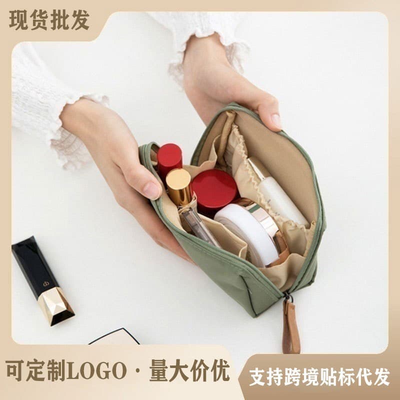 Korean style cosmetics storage bag travel portable mini clutch bag simple and exquisite lipstick bag