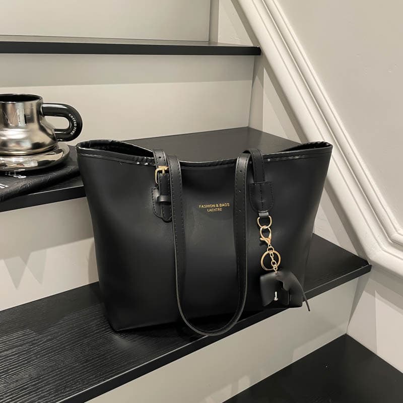 Large-capacity bag for women 2026 new trendy and high-end college student class portable commuting shoulder tote bag for women