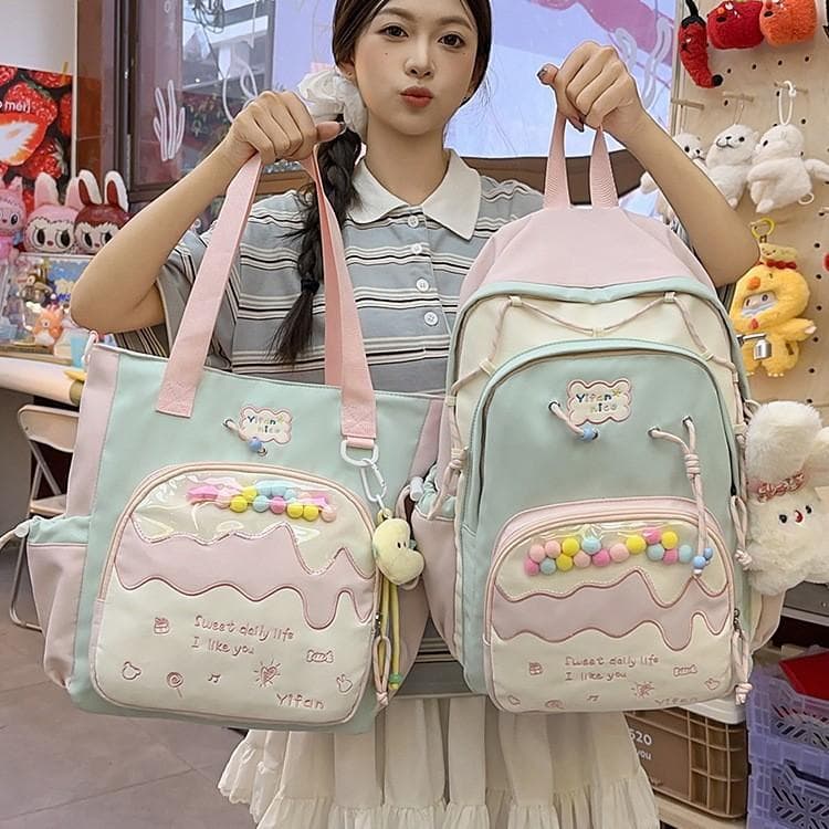 School-style cute cream-colored Japanese ita backpack for middle school girls, large capacity, elementary school student backpack