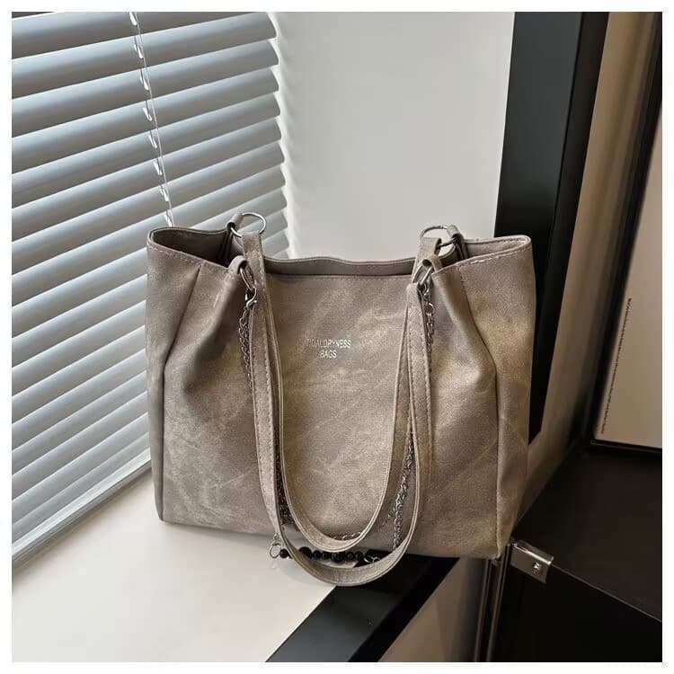 Fashionable Large Capacity Commuting Tote Bag Women's Versatile 2025 New Internet Celebrity Single Shoulder Chain Handbag