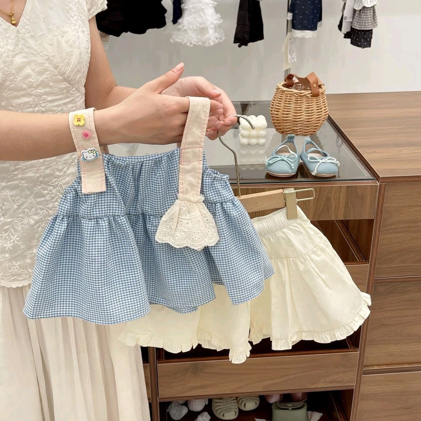 Girls Summer Suit 2026 New Children's Style Korean Style Suspender Baby Sweater Baby Versatile Shorts Two-piece Set