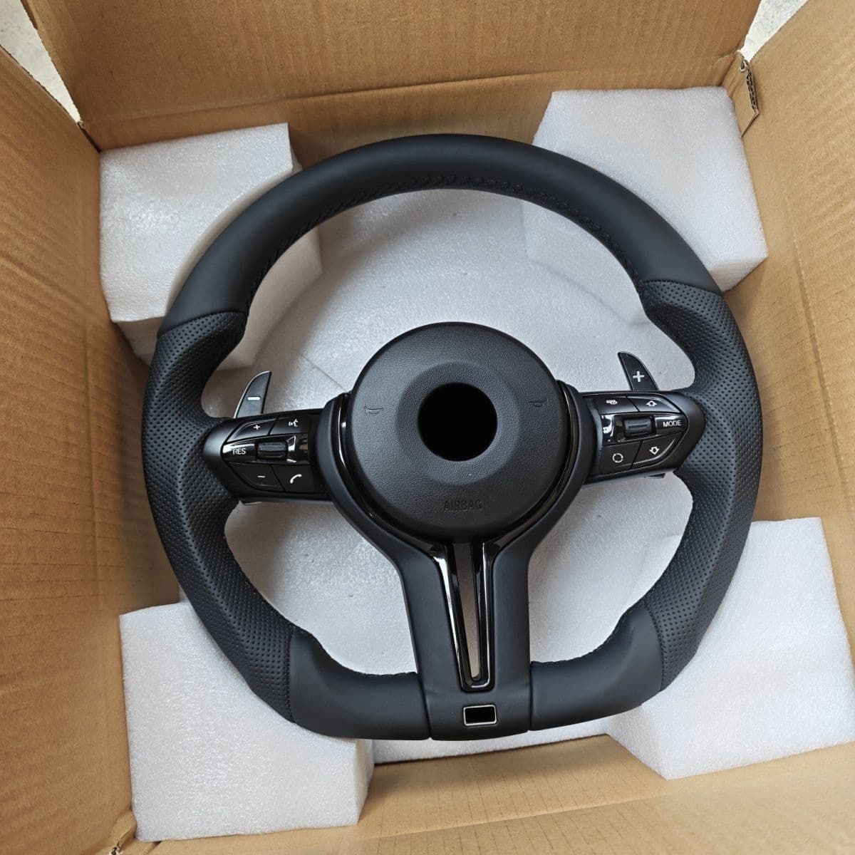Cross-border Compatible BMW E/F Chassis Modified Flat-Bottom Steering Wheel Assembly X1 X2 X3 X4 X5 X6 X7 Foreign Trade Wholesale