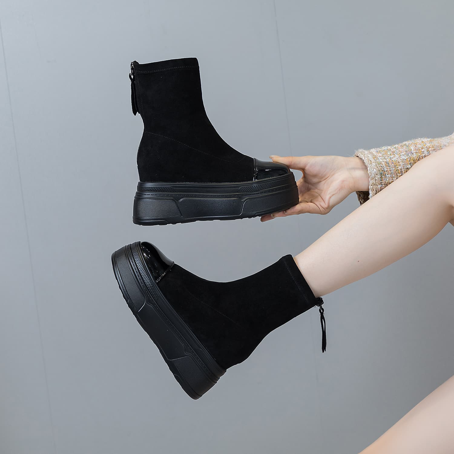 Thick-Soled Mid-Calf Boots for Women 2025 Autumn and Winter Platform Sole Suede Elastic Slim Boots Long Boots British Style Elastic Sock Boots