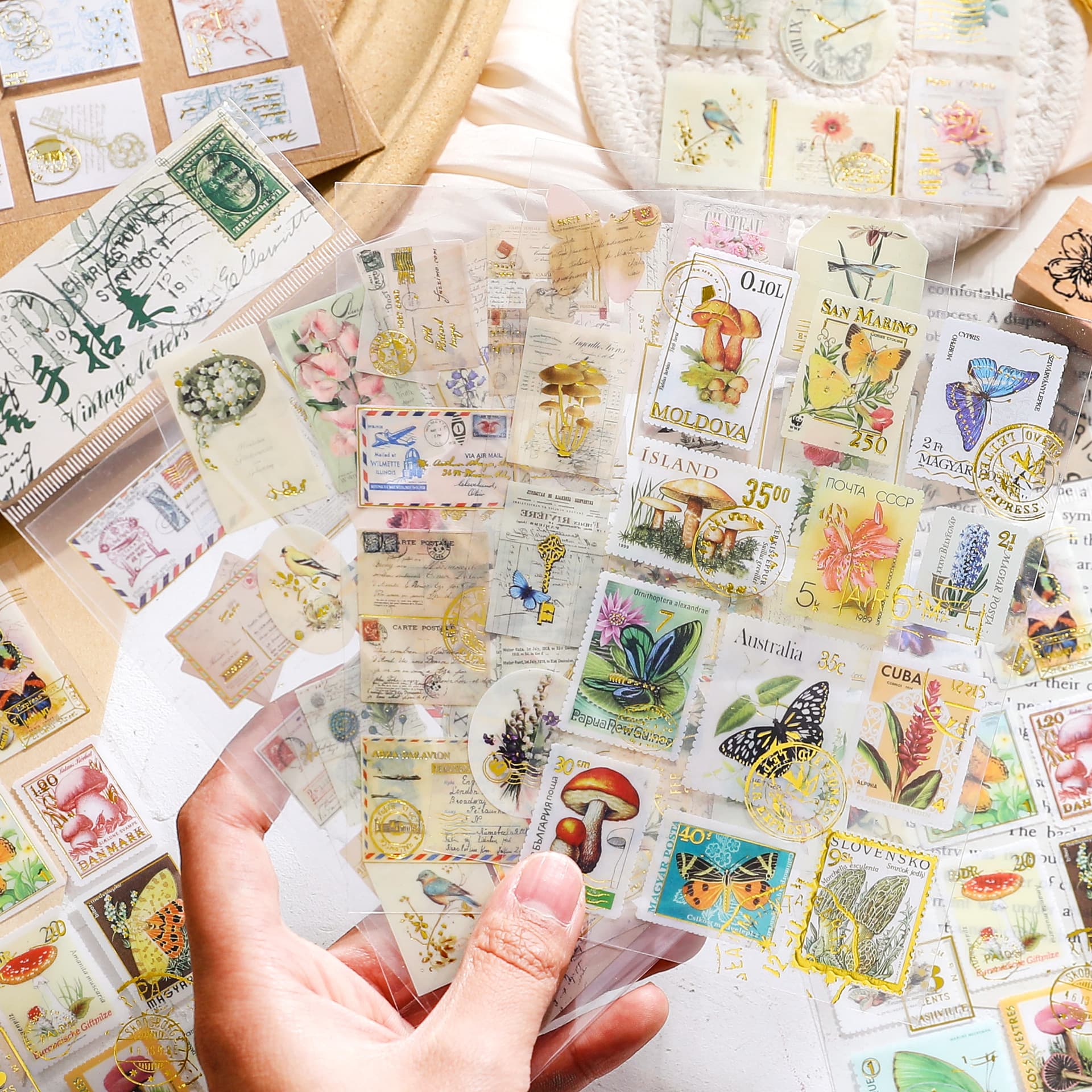 Adorable Gold-Stamped Sticky Notes Cute Vintage Material Children's Scrapbooking Stickers Two Pieces Set Lovely Stationery