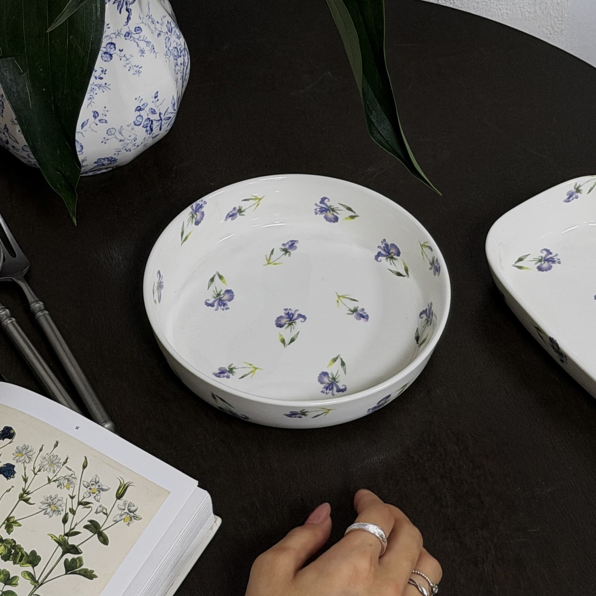 French Pastoral Purple Iris Ceramic Plate Dessert Plate Square Plate Dinner Plate Cake Plate Snack Dried Fruit Plate Pastry Display Plate
