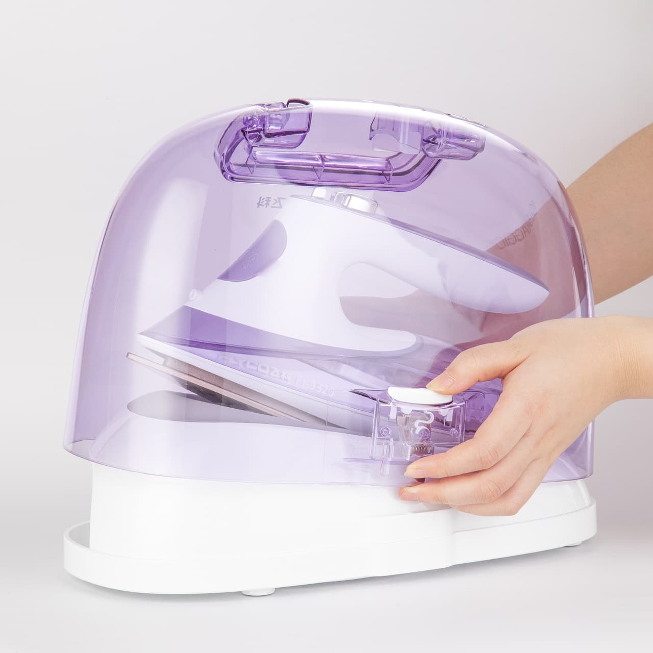 Flyco FI9322 electric iron, wireless portable handheld garment steamer, mini wireless clothing iron 9321.