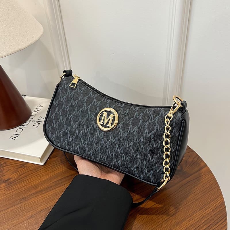 2026 Spring New Fashion Niche Underarm Bag Stylish Personalized Shoulder Bag Letter Print Crossbody Bag Crescent Bag