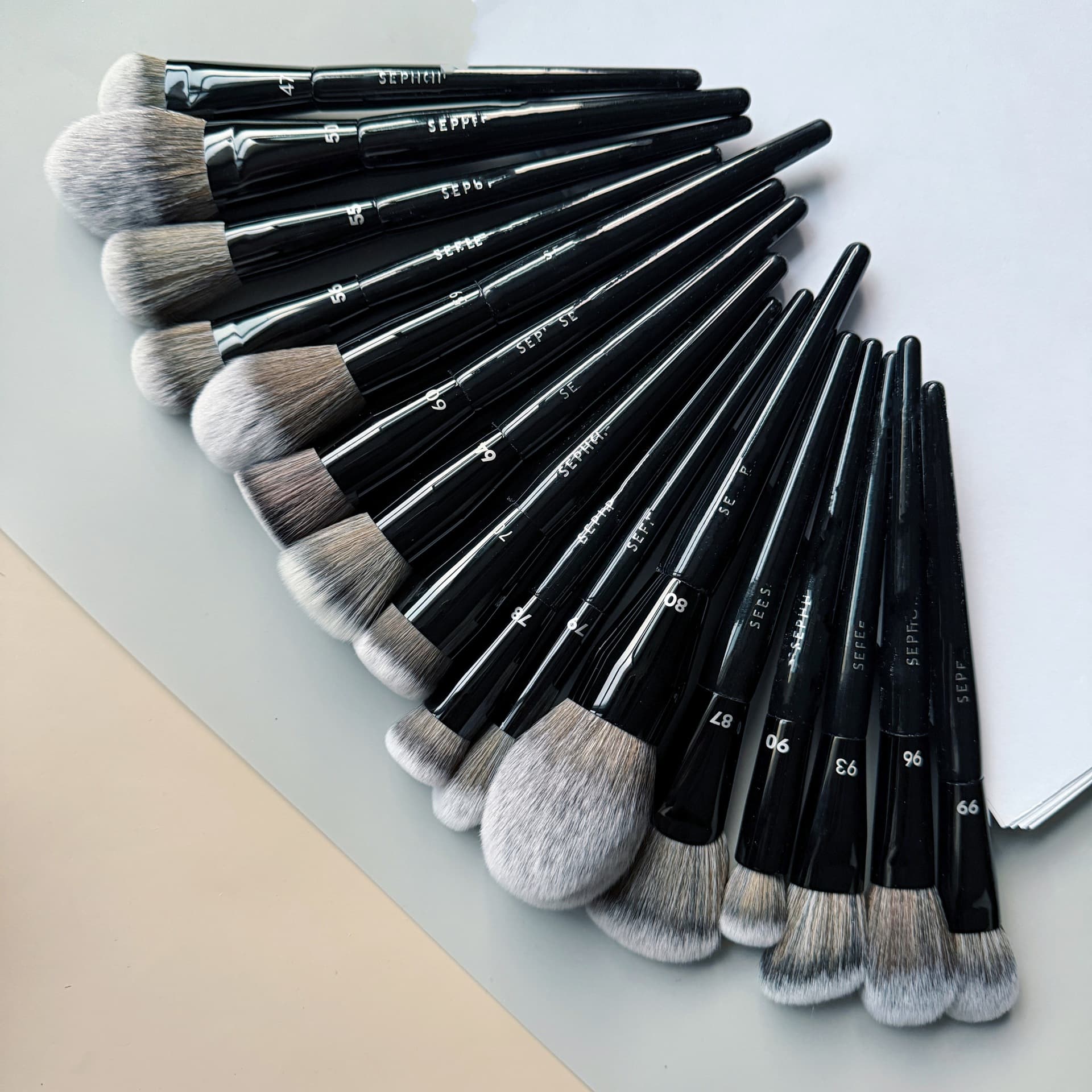 Silk Family New Frean Series Foundation Brush, Eyeshadow Brush, Loose Powder Brush, Dual Eyebrow Brush, Cangzhou Makeup Brush