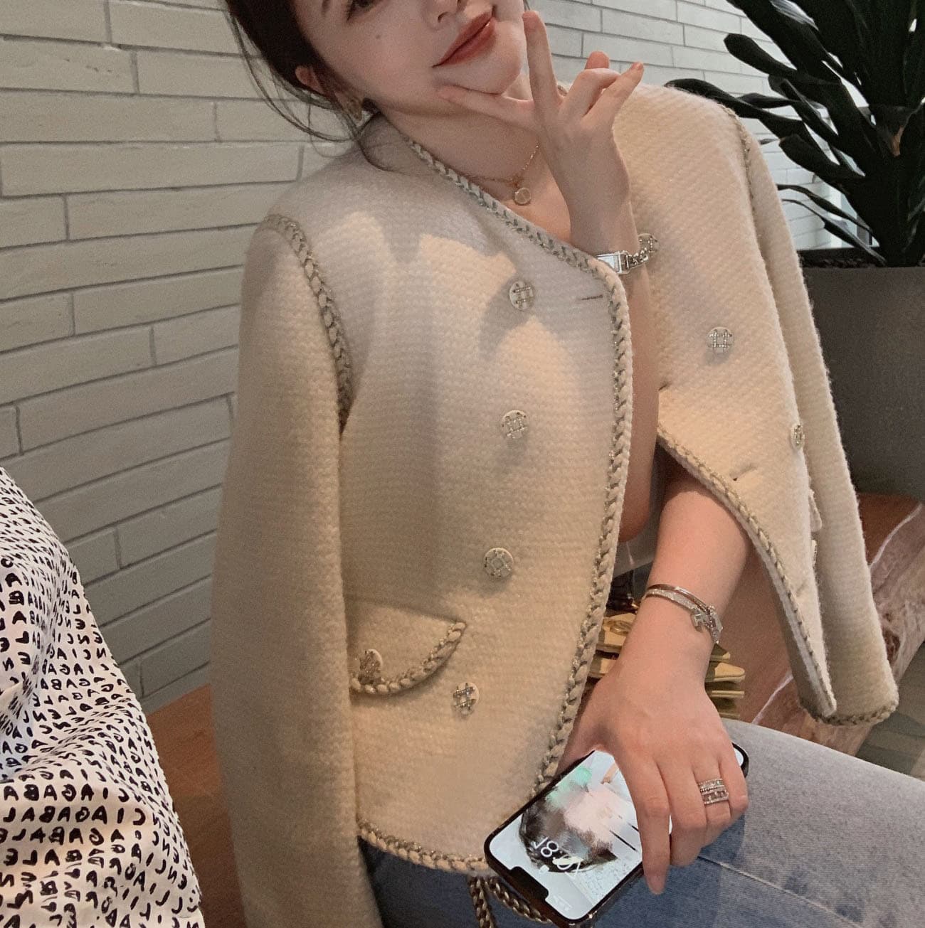 Lafei Xiangxiangzi~ Early Spring High-End Chanel-Style Jacket for Women, Elegant and Slimming Long-Sleeve Office Wear for Spring and Autumn
