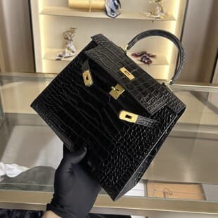 Crocodile Texture Second Generation Kelly Bag 2026 New High-End Sense Women's Bag Mini Handbag Textured Shoulder Crossbody Bag for Women