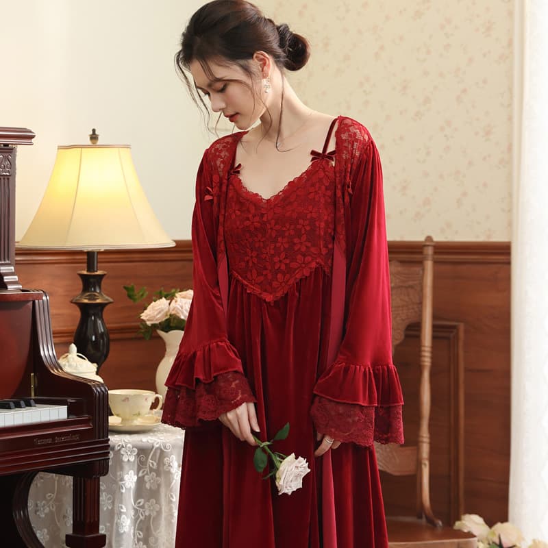 Long-Sleeve Velvet Nightgown for Women, Bride Morning Robe, French-Style Warm Pajamas, Wearable Loungewear Set for Fall and Winter