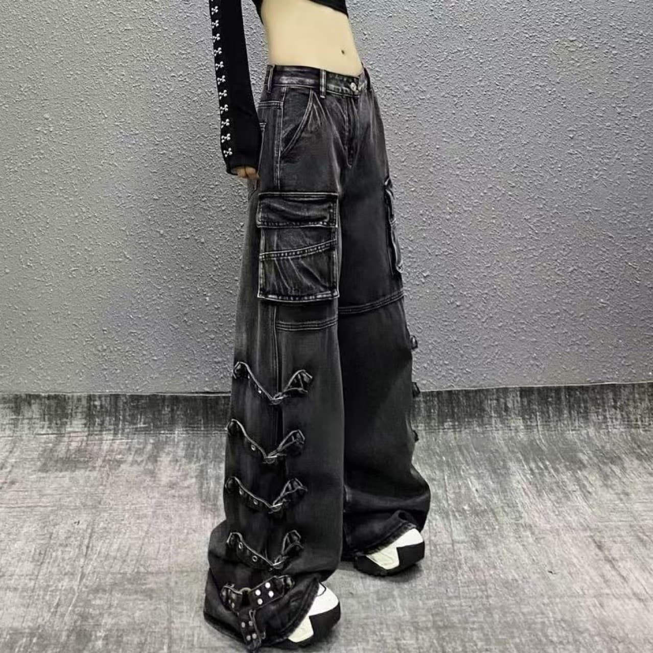 Plus-size, American retro trendy jeans for women, loose fit, slimming, versatile wide-leg floor-length pants, perfect for autumn.